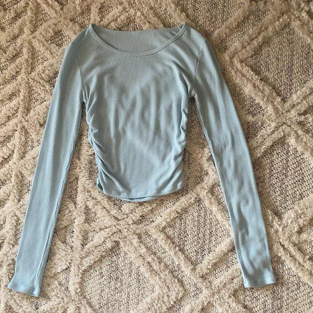 ALO Yoga Light Blue Ribbed Long Sleeve Tee